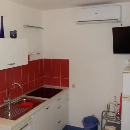 Ziza Apartment